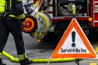 Une femme a perdu la vie dans la nuit de lundi à mardi dans un incendie de son immeuble à Lausanne (photo d'illustration).